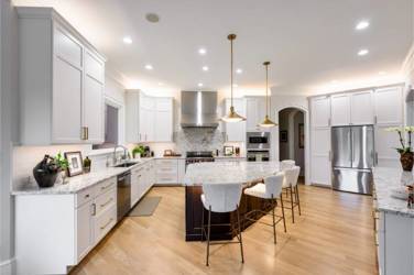 Mouser Frameless Kitchen