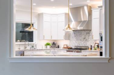 Mouser Frameless Kitchen