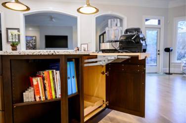 Mouser Frameless Kitchen